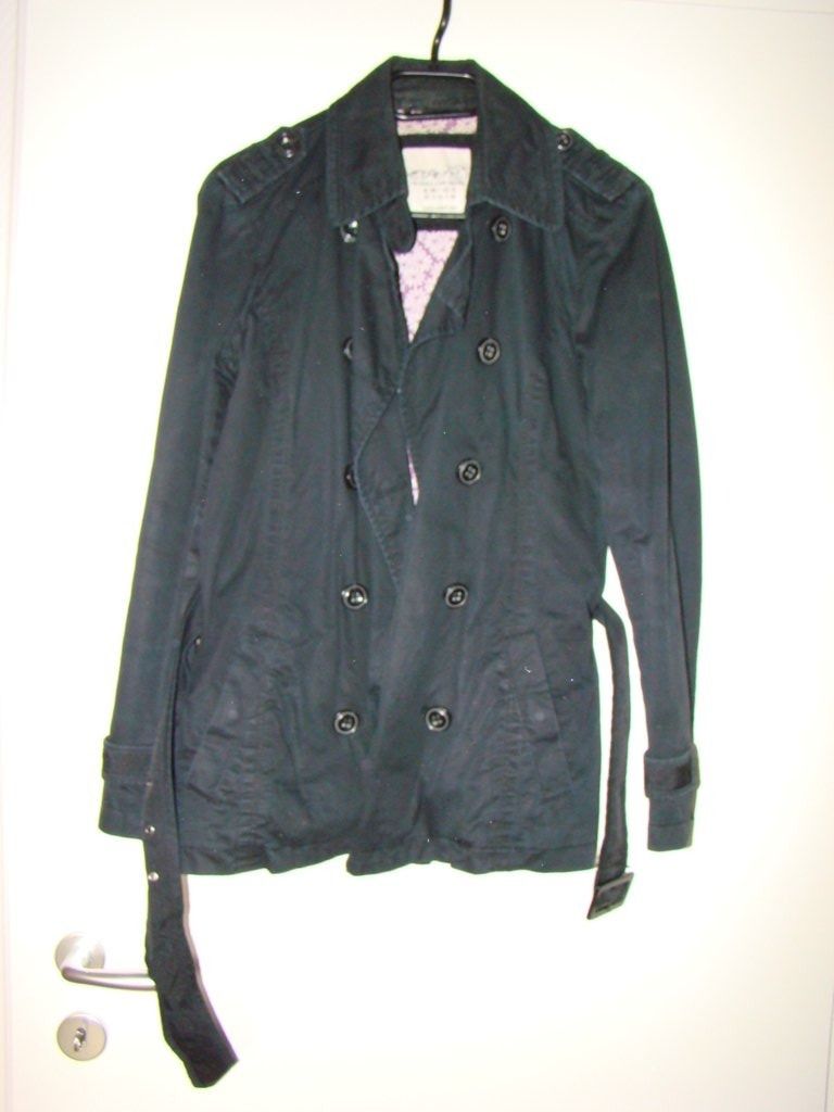 Esprit Giacche: Esprit, veste noire – Nuovo (secondo la descrizione) da Lussery-Villars venduto da pousinete02 3