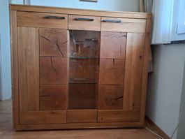 Massives Eichenholz Buffet mit Vitrine, Landhausstil