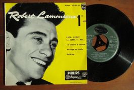 ROBERT LAMOUREUX -PAPA MAMAN LA BONNE ET