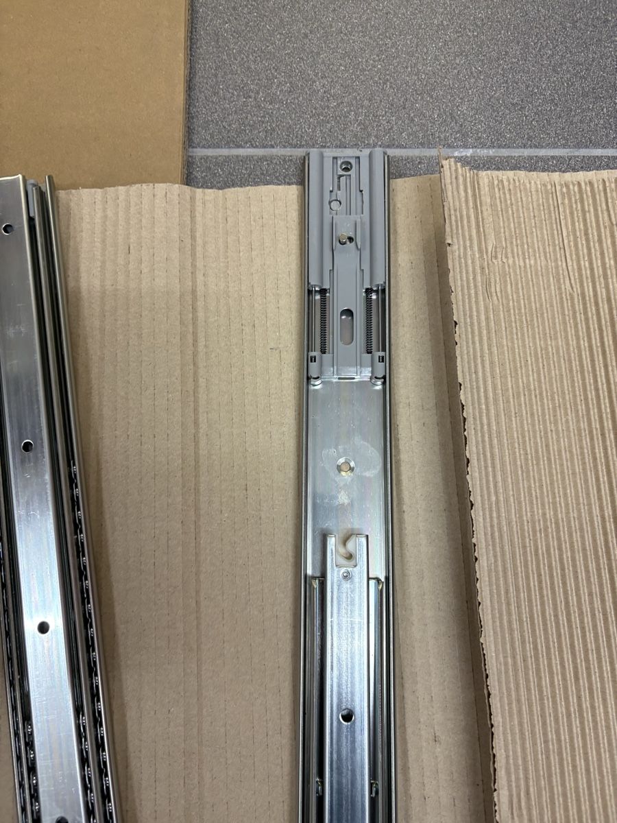 Ferramenta: Vollauszug 900 mm Soft Close – Nuovo (secondo la descrizione) da Volketswil venduto da Jmwirth 1