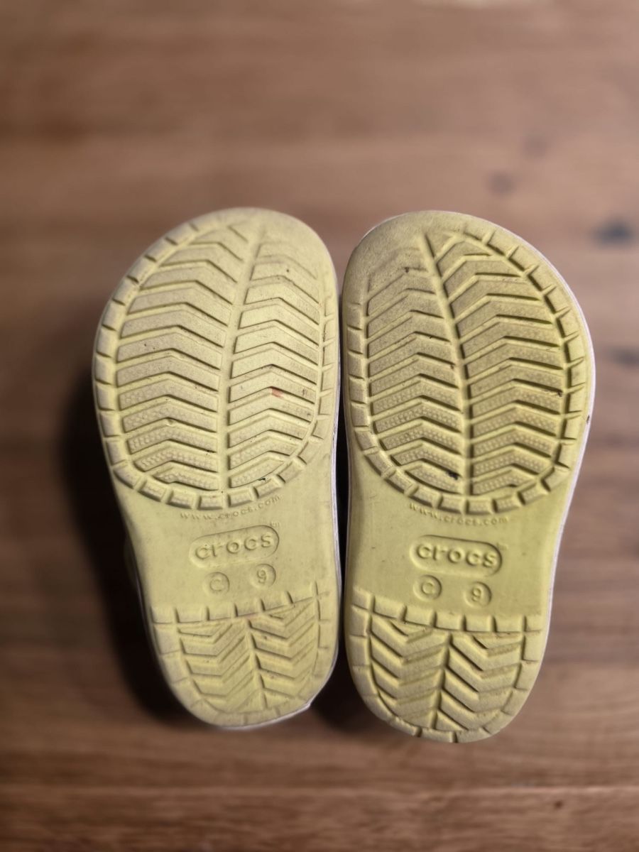 Crocs Chaussures hommes: Crocs Grösse 9 – D'occasion à Bonstetten par Visor9 2