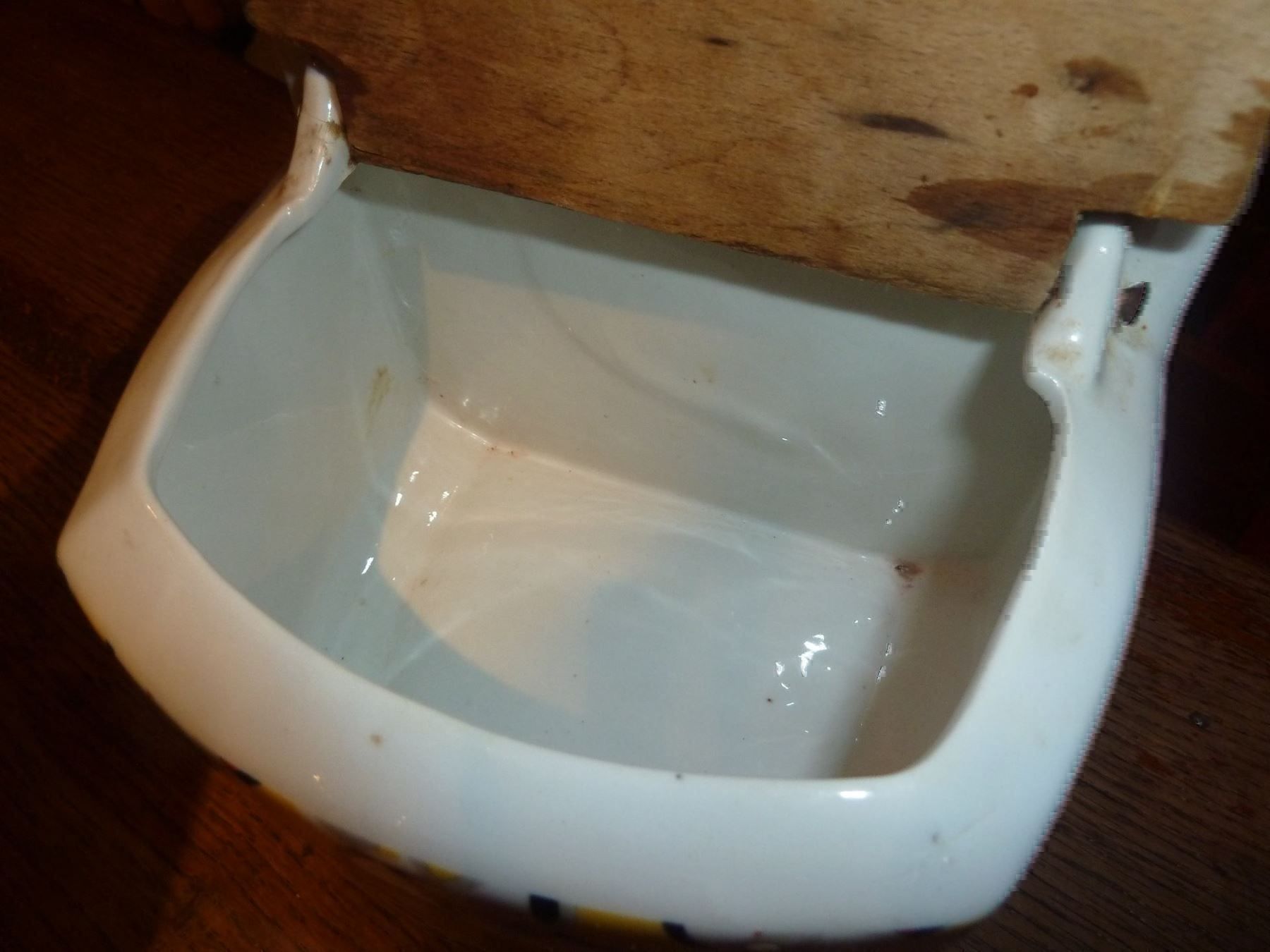 Komplettküchen: boîte sel – Gebraucht aus Lajoux JU von Briard0 1