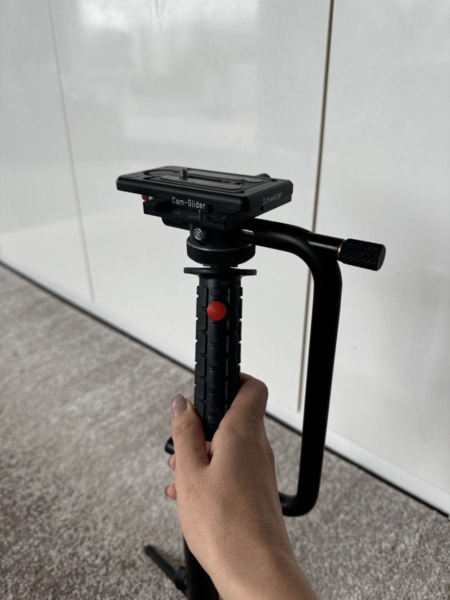 Treppiedi & Teste: Kamera-Slider Schweizer mit Stativ Set – Usato da Goldau venduto da mira221 1