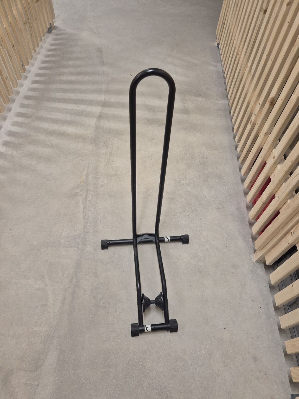 Supporti per biciclette: einzelne Velohalterung – Usato da Bettwiesen venduto da dariia.s 1