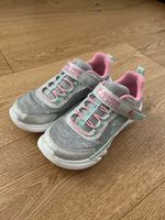 Skechers Sneaker Gr. 30 mit Glitzer & Licht