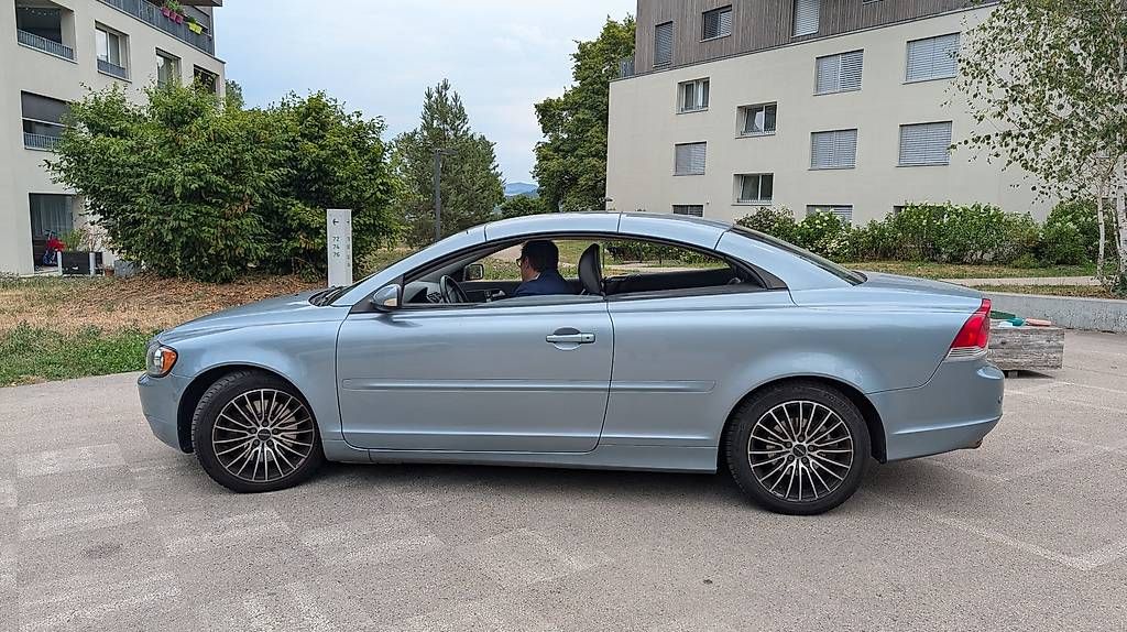 Autos: Volvo C70 T5 Cabrio  Ab MFK – D'occasion à Wabern par Timperial 2