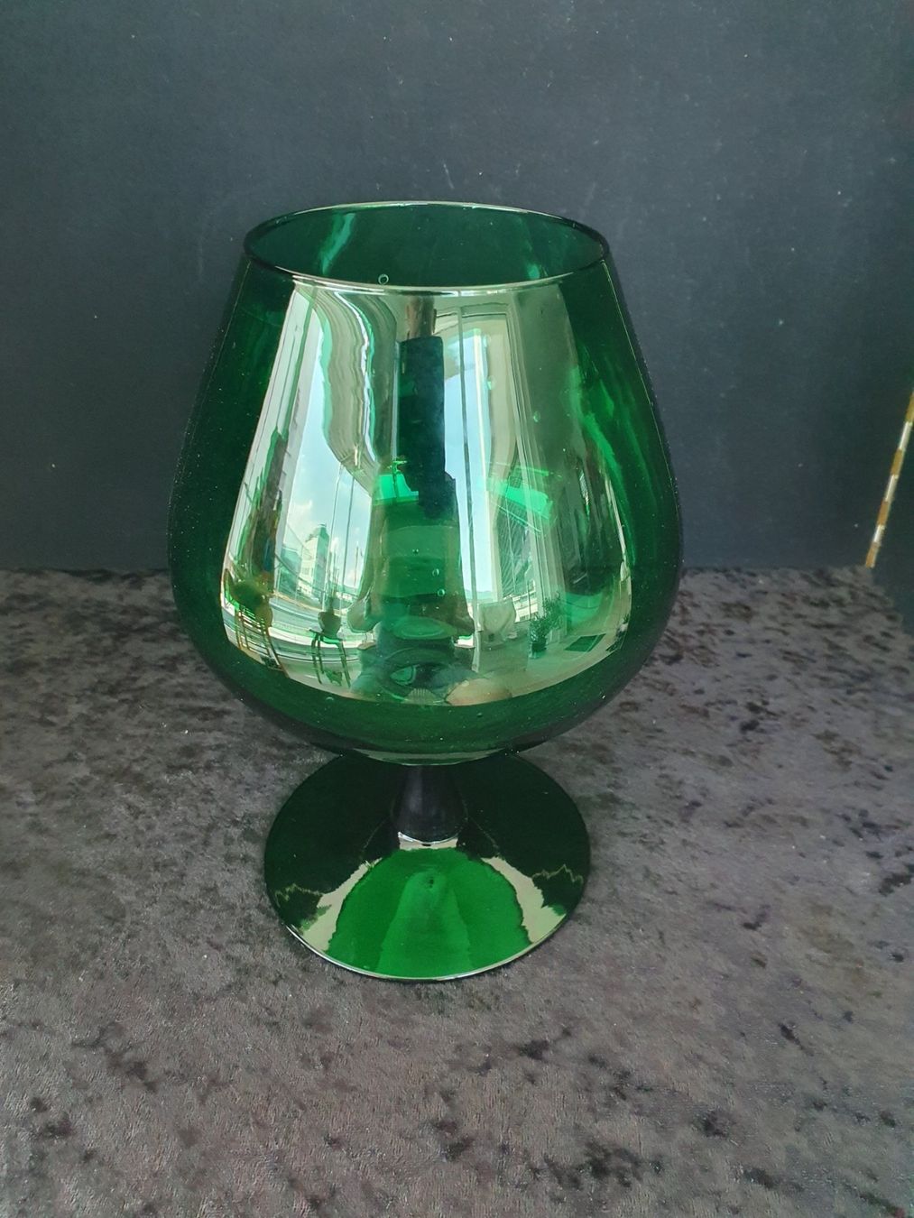 Bicchieri: grünes Pokalglas – Usato da Reinach venduto da 3Guggerli