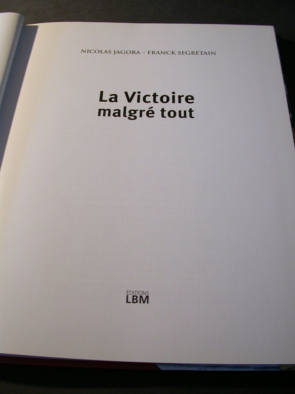 Bücher: La victoire malgre tout – Gebraucht aus Zürich von Marcel6887 1