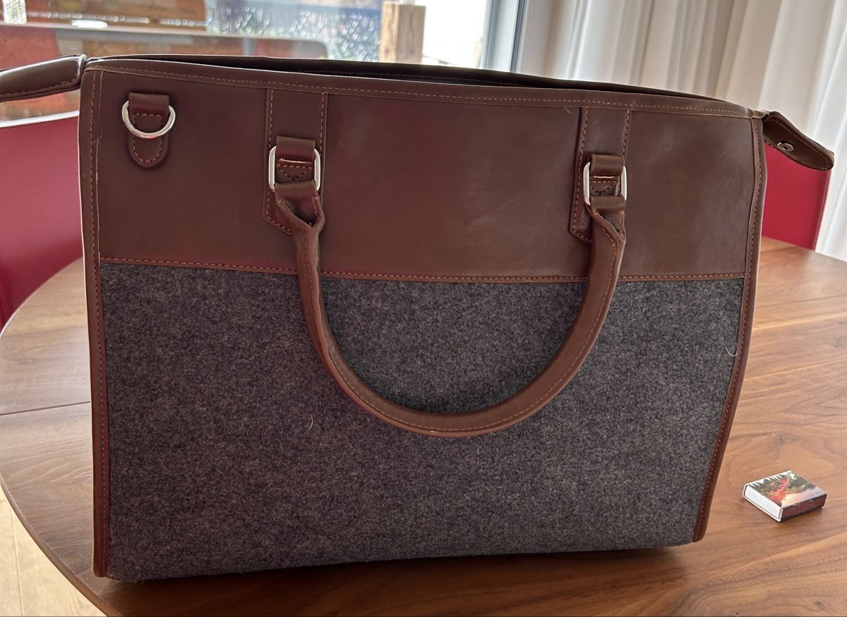 Borse da donna: Tasche / Laptoptasche / Birth Gramm – Nuovo (secondo la descrizione) da Neukirch an der Thur venduto da maroja17 1