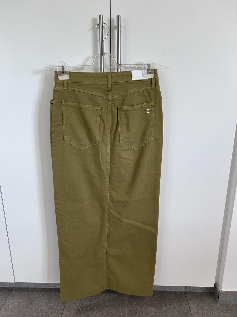 Please Jeans Röcke: Gonna longuette avocado Please – Gebraucht aus Castel San Pietro von sof_5f2g 1