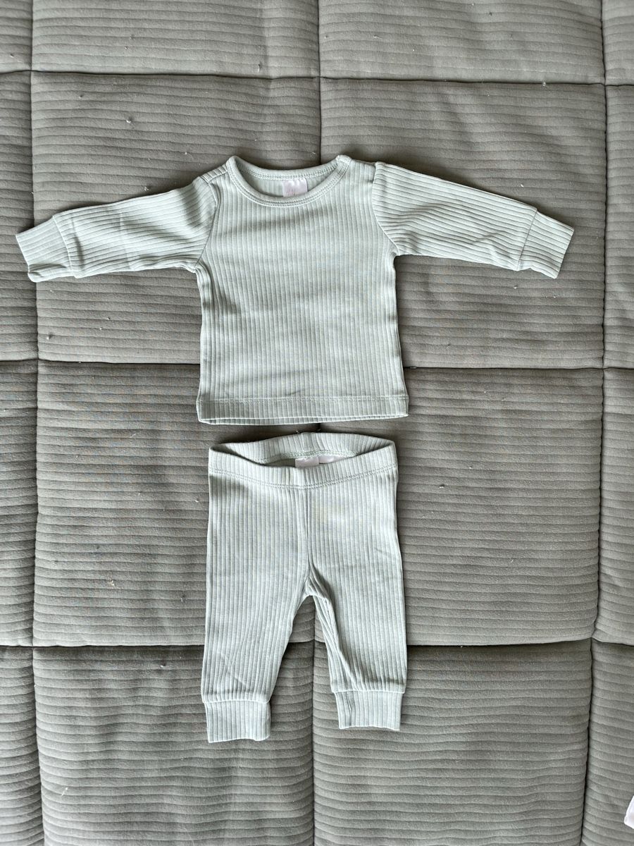 Petit Bateau Ensembles coordonnés: Newborn Kleiderset Petit Bateau/ H&M – D'occasion à Zürich par lisaka2205 1
