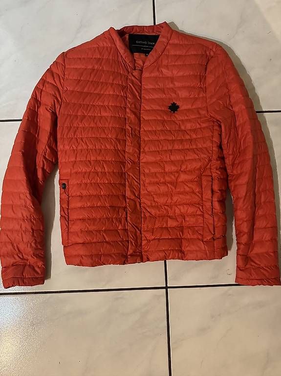 Giacche: Daunenjacke Gr.M rot – Usato da Hütten venduto da bri_kkp6