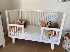 Hochwertiges Babybett/Juniorbett Sparrow von Oeuf