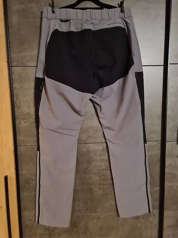 Pantaloni: Peak Performance M Stretch Trek Pants XL Herren – Usato da Rupperswil venduto da Homer20 3