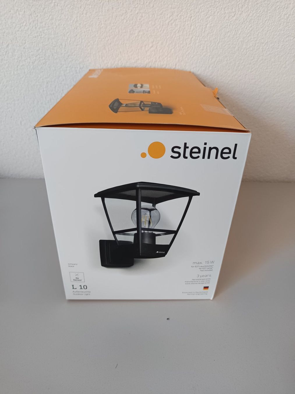 Lampes: Neue Außenleuchte – Neuf avec emballage d'origine à Rüthi (Rheintal) par Balty