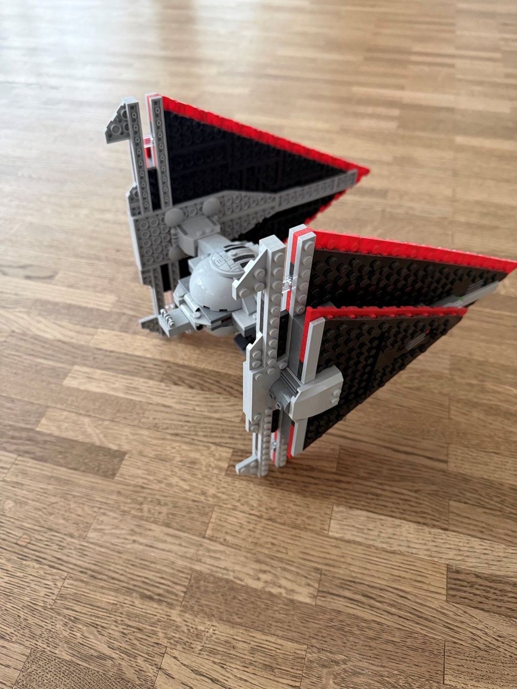 Star Wars Baukästen: Sith TIE Fighter (ohne Figuren) – Gebraucht aus Bern von Patrick_herren