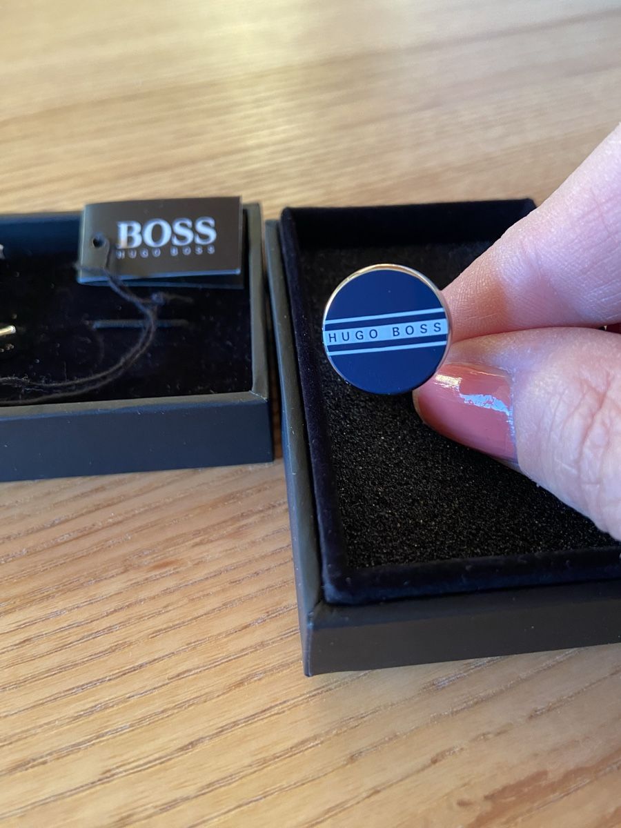 Hugo Boss Manschettenknöpfe: Nuovi gemelli Hugo Boss – Neu und originalverpackt aus Davesco-Soragno von dvf_7h6d 1