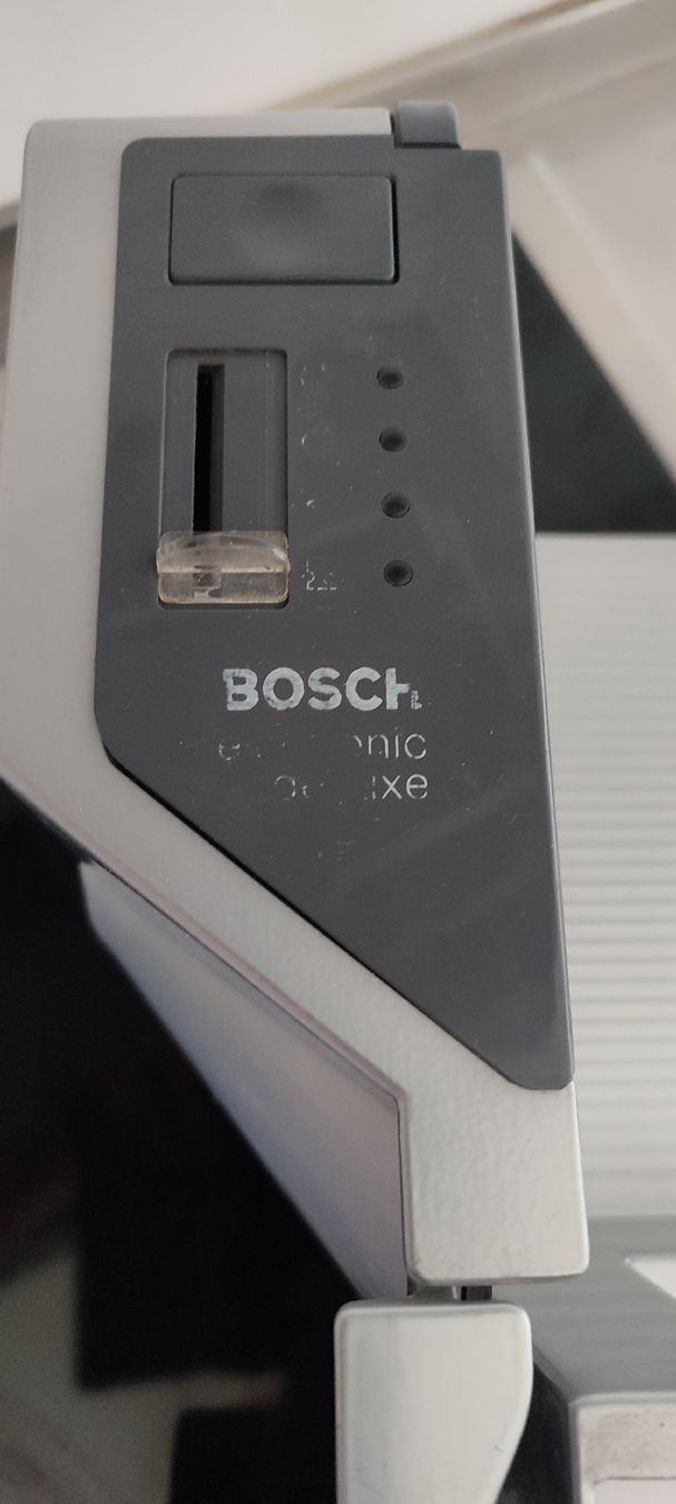 Bosch Elettrodomestici da cucina: Aufschnittmaschine Bosch 0-25mm – Usato da Biel/Bienne venduto da ruggi03 7