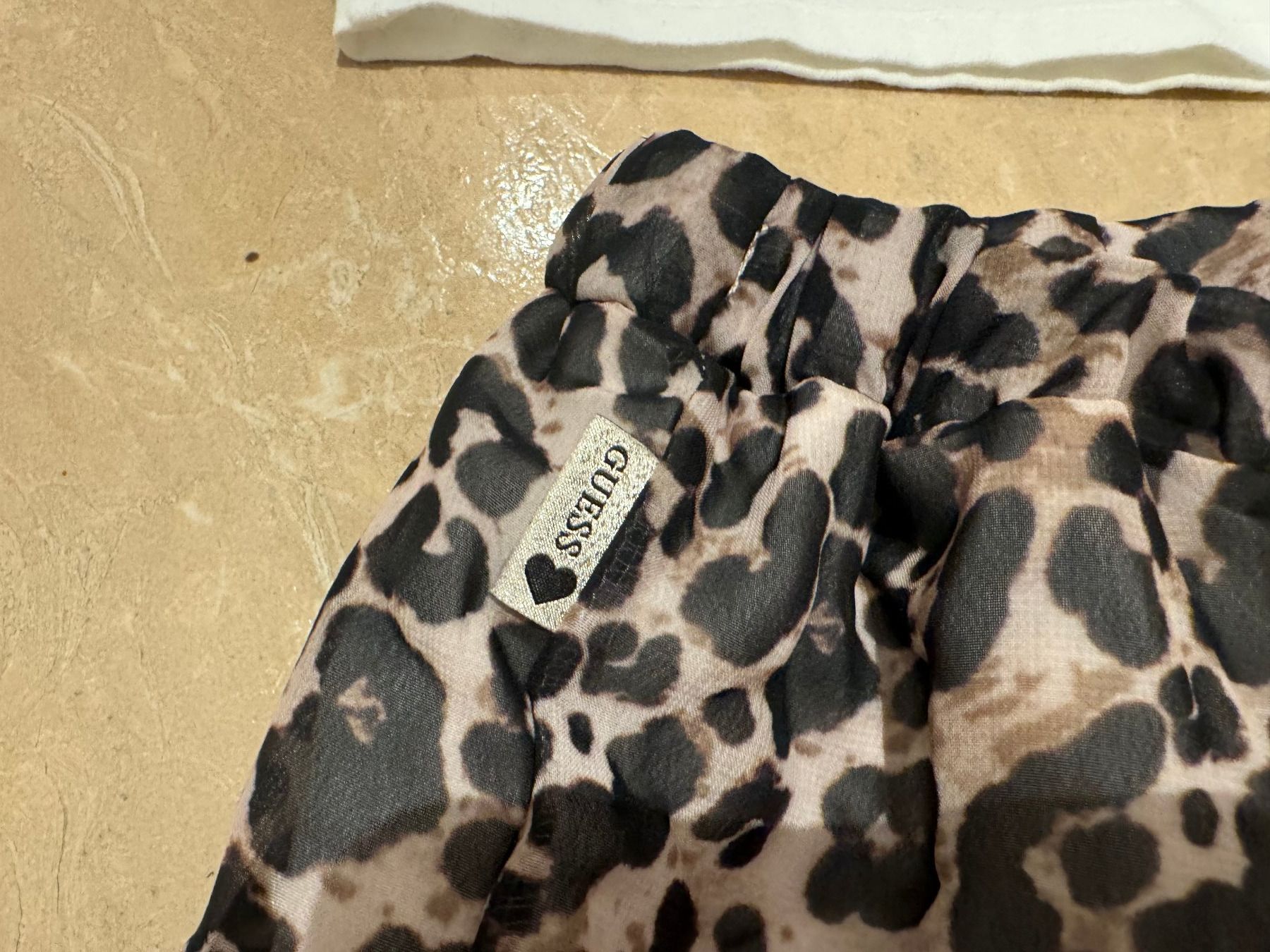 Guess Kleiderpakete & -sets: Guess süsses Set, 3J 98 – Gebraucht aus Klingnau von Markus14 2