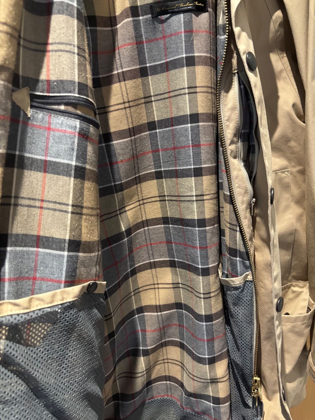 Barbour Giacche: Veste Barbour Beaufort Lightweight – Usato da Muraz (Collombey) venduto da Ivm_21 2