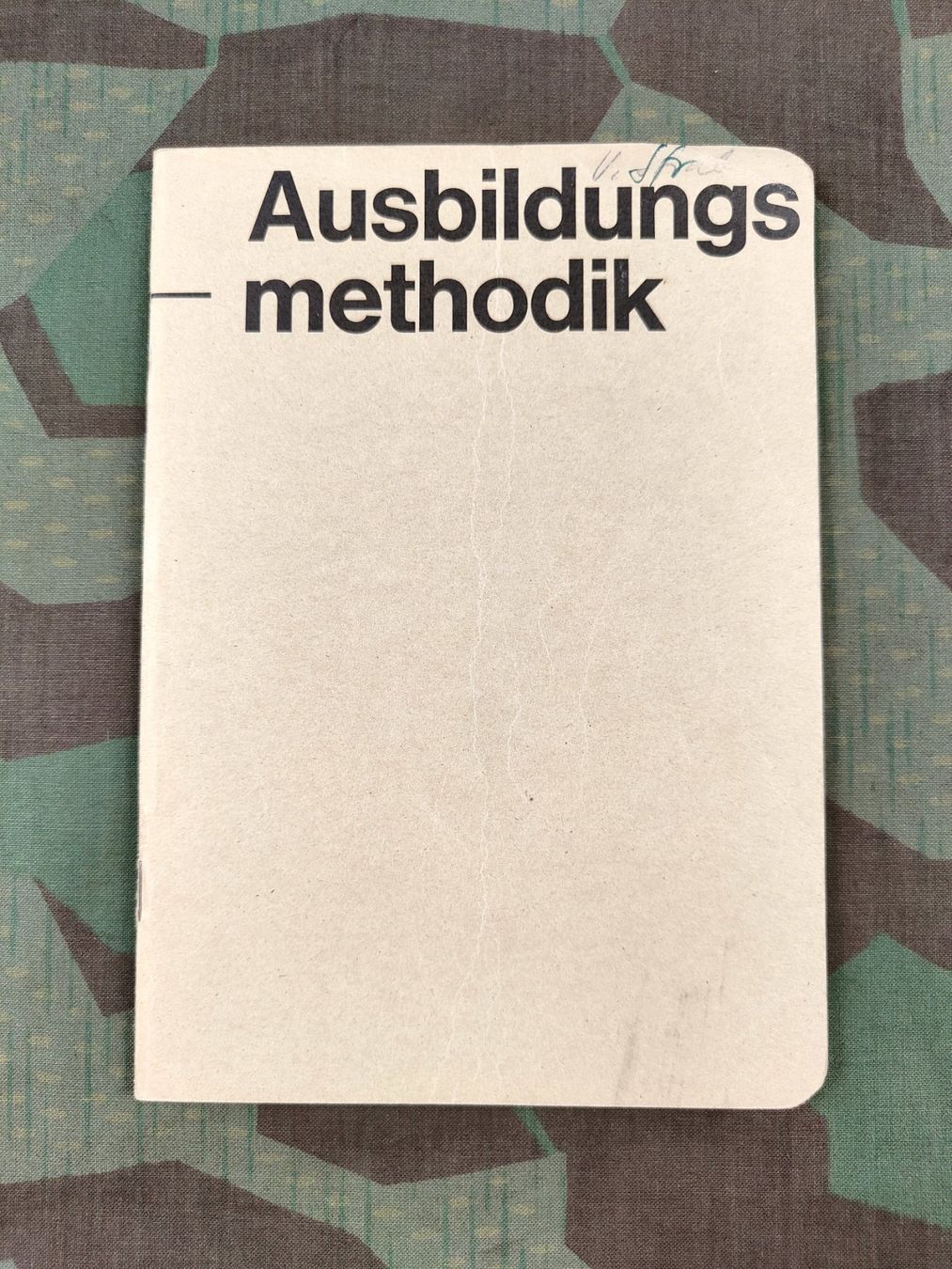 Schweizer Armee Uniformi: Reglement 51.18 d, Ausbildungsmethodik, 1968 – Usato da Bauma venduto da SwissMilitaria