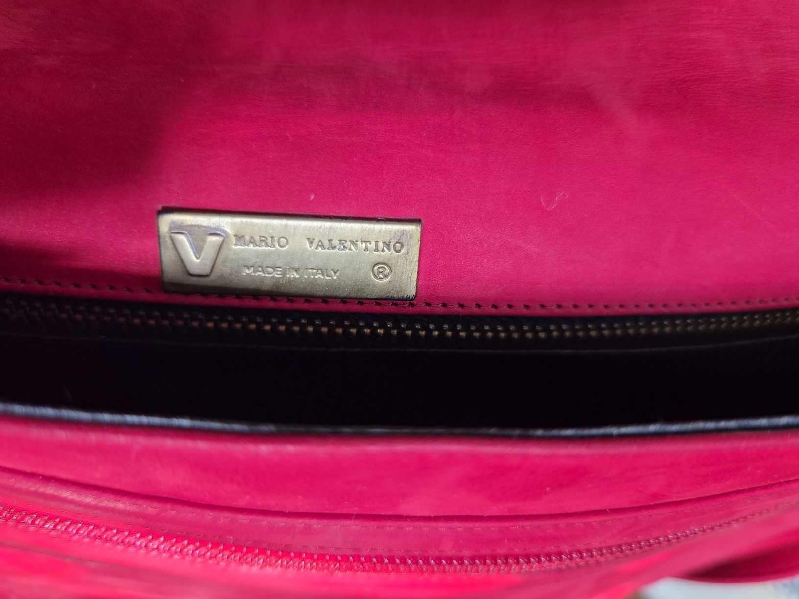 Valentino Taschen für Damen: Mario Valentino Umhängetasche – Gebraucht aus Chur von nin_rn2r 3