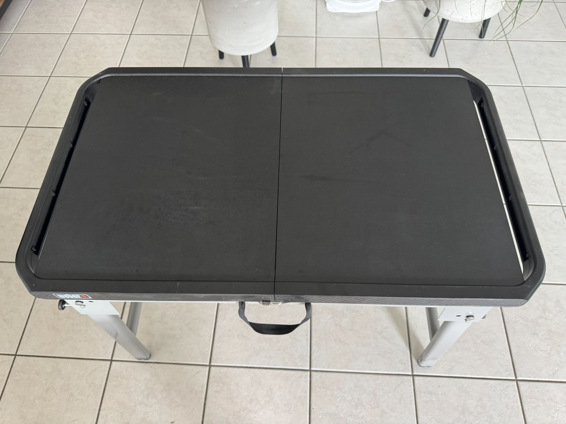 Tavoli: Weber Grilltisch – Usato da Ennetmoos venduto da wilk-inson