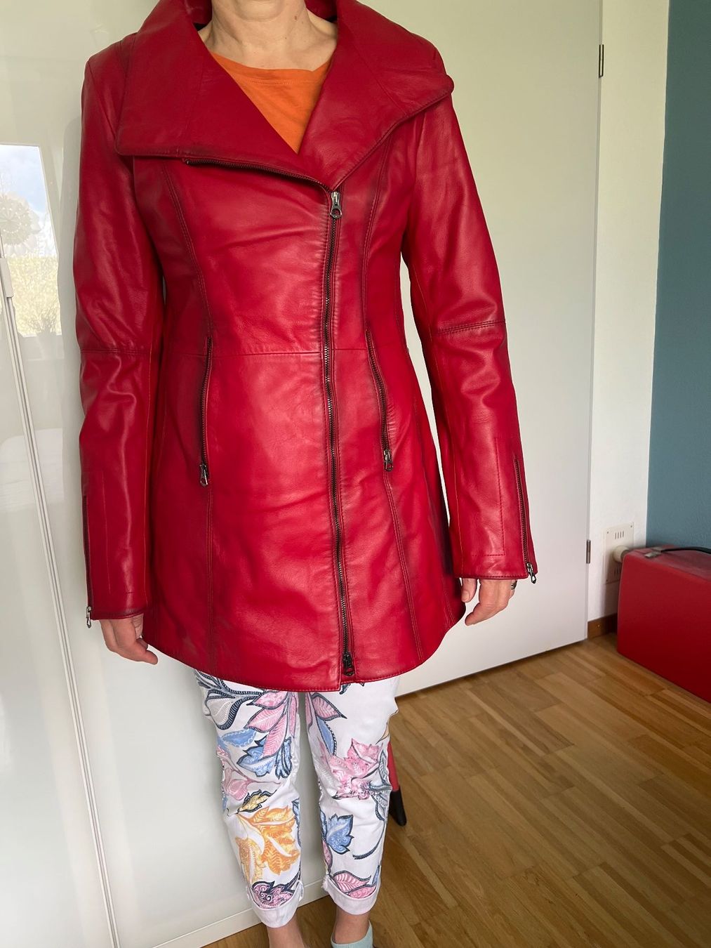 Giacche: Lederjacke Damen – Usato da Grosswangen venduto da Oglala01
