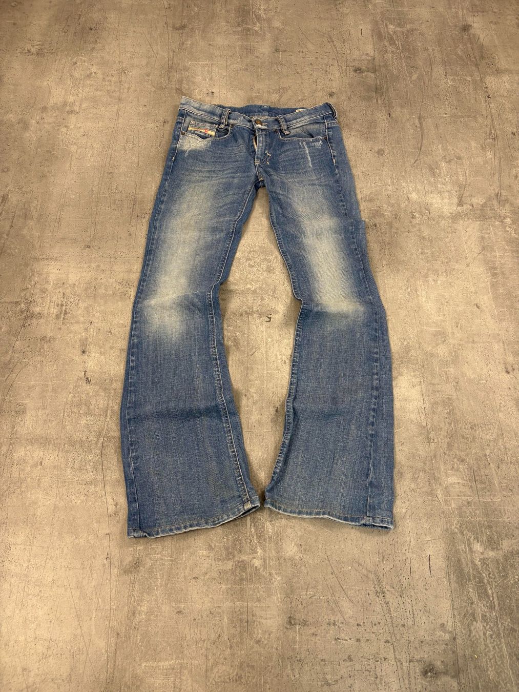 Diesel Jeans: Vintage Diesel Bootcut Flared Jeans (S) – Nuovo (secondo la descrizione) da Werdenberg venduto da hase.vintage 1