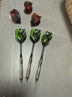 Dart Pfeile Set mit zusätzlichen Flights, Top Zustand