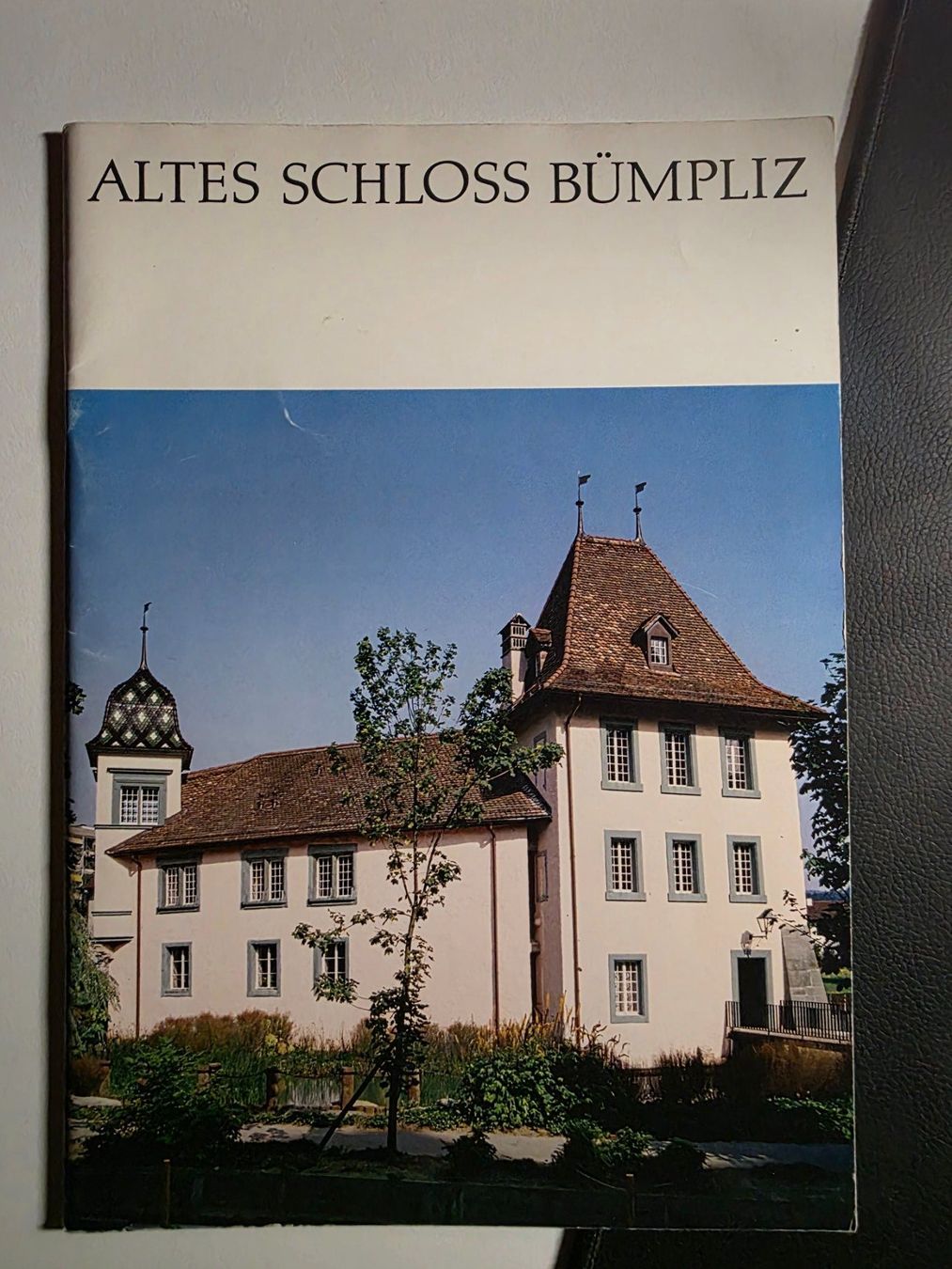 Libri: Altes Schloss Bümpliz - 1983 - – Usato da Walterswil BE venduto da Lonitti