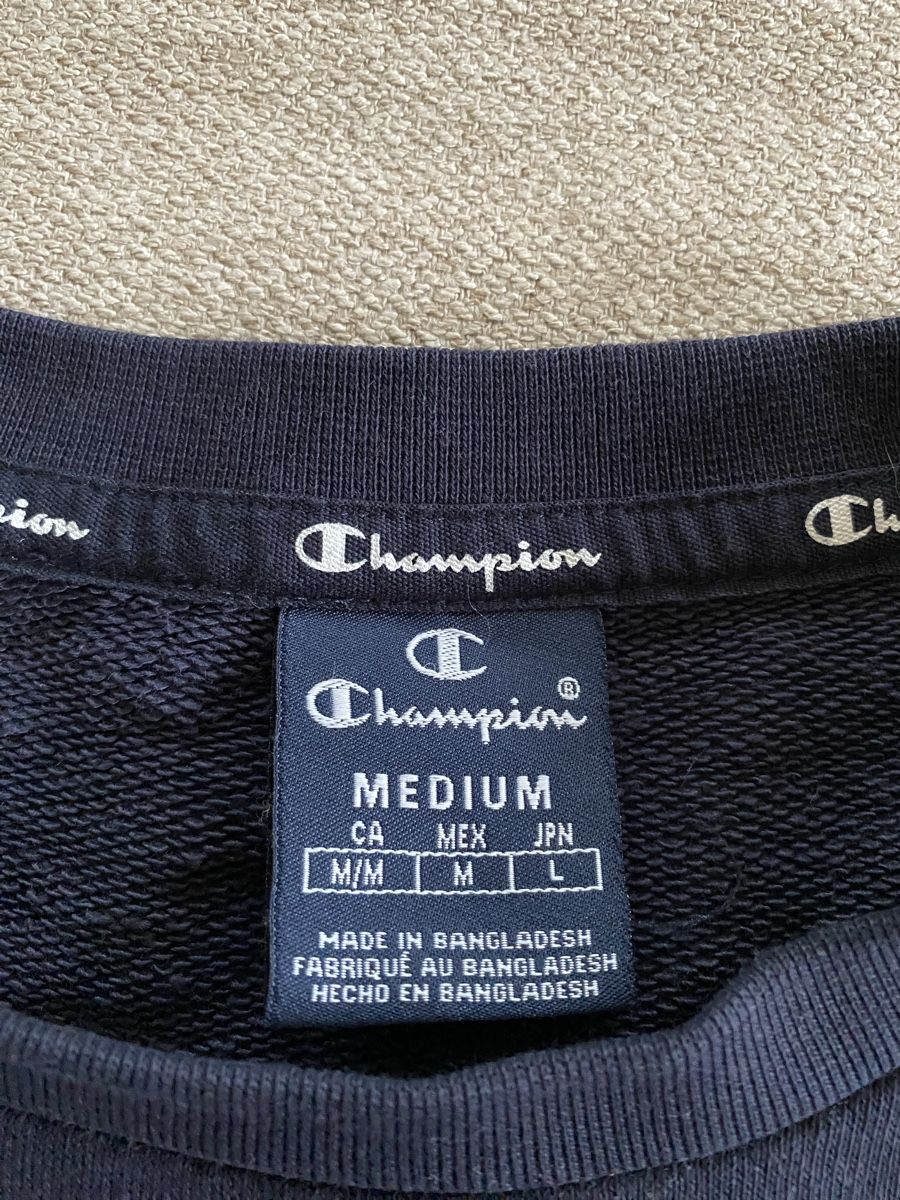 Champion Maglioni & Felpe: Pull Champion, taille M, bleu - Excellent état – Usato da Rossemaison venduto da Carduelis 2