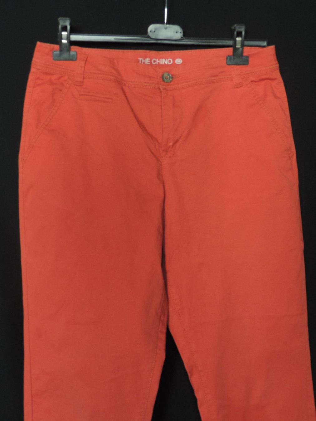 Pantaloni: Pantalon Chino rouge pale – Usato da Genève venduto da Axelle333 3