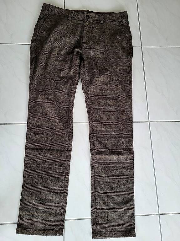 Pantaloni: Hose Mc Neal Gr. 50 slim fit – Usato da Fällanden venduto da vickita1