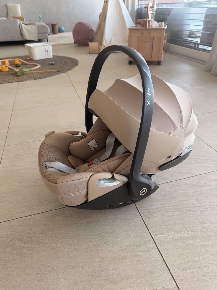 Cybex Auto-Kindersitze: Babyschale Cloud T i-Size – Gebraucht aus Biberstein von Kristina.shaq 1