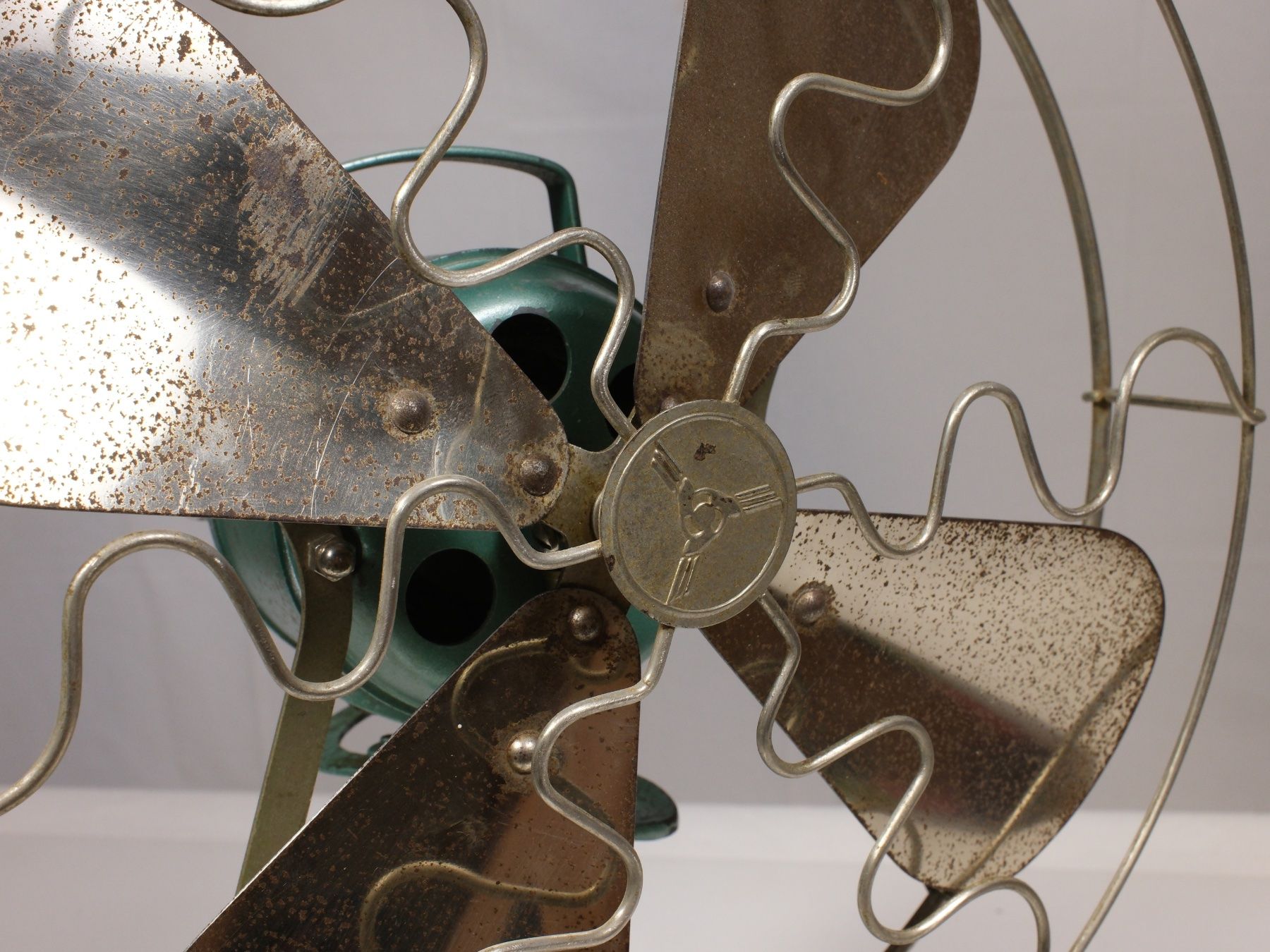 Maico Ventilatoren: Antiker Ventilator MAICO Type EO 30, funktioniert, pendelt – Gebraucht aus Lobsigen von Markus_Haenggi_Bern 5