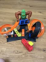 Hot Wheels Spielset Affen-Attacke Toxic Gorilla