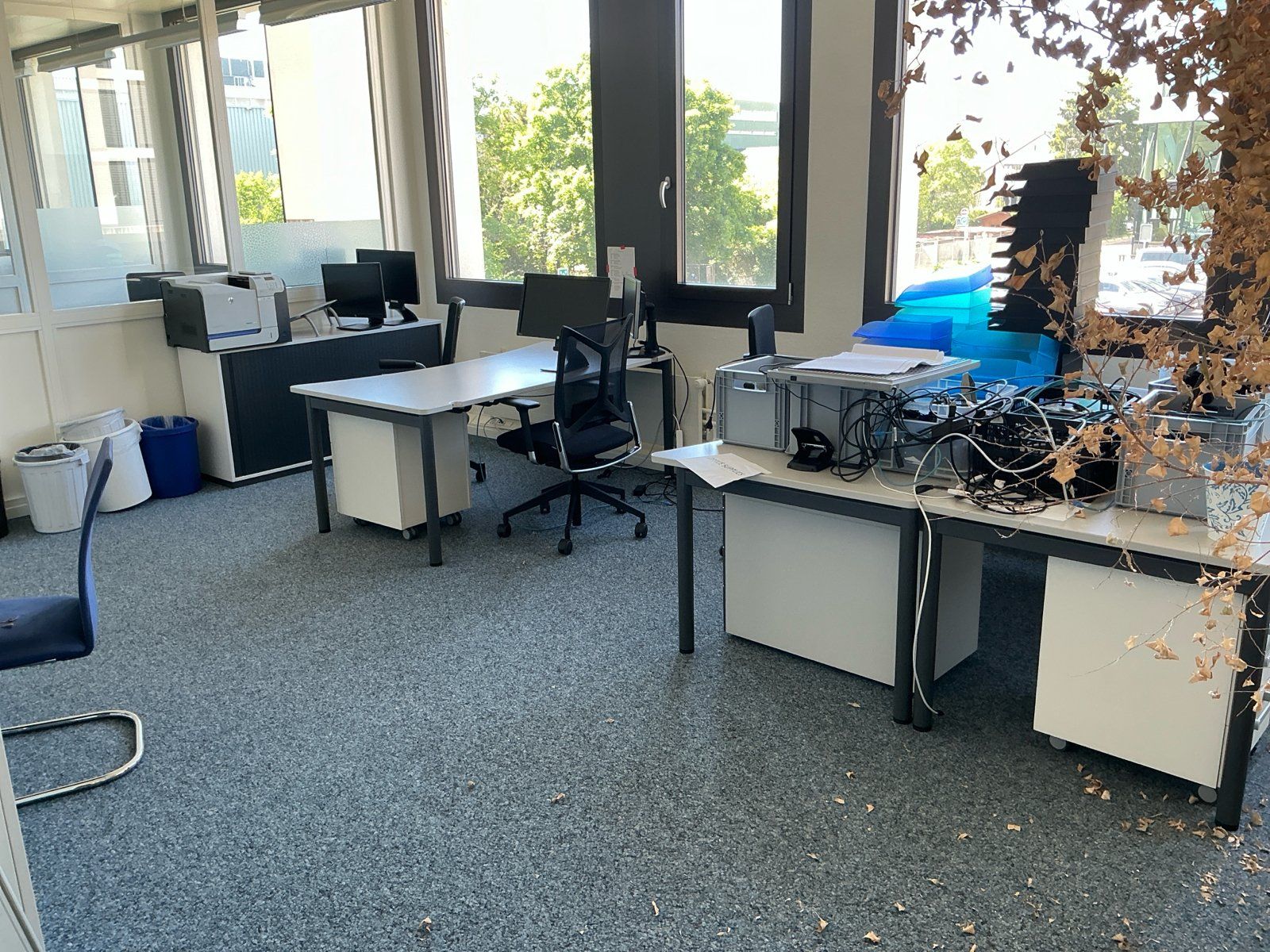 Scrivanie: Hochwertige Büromöbel – Usato da Zürich venduto da PIPM_Switzerland 1