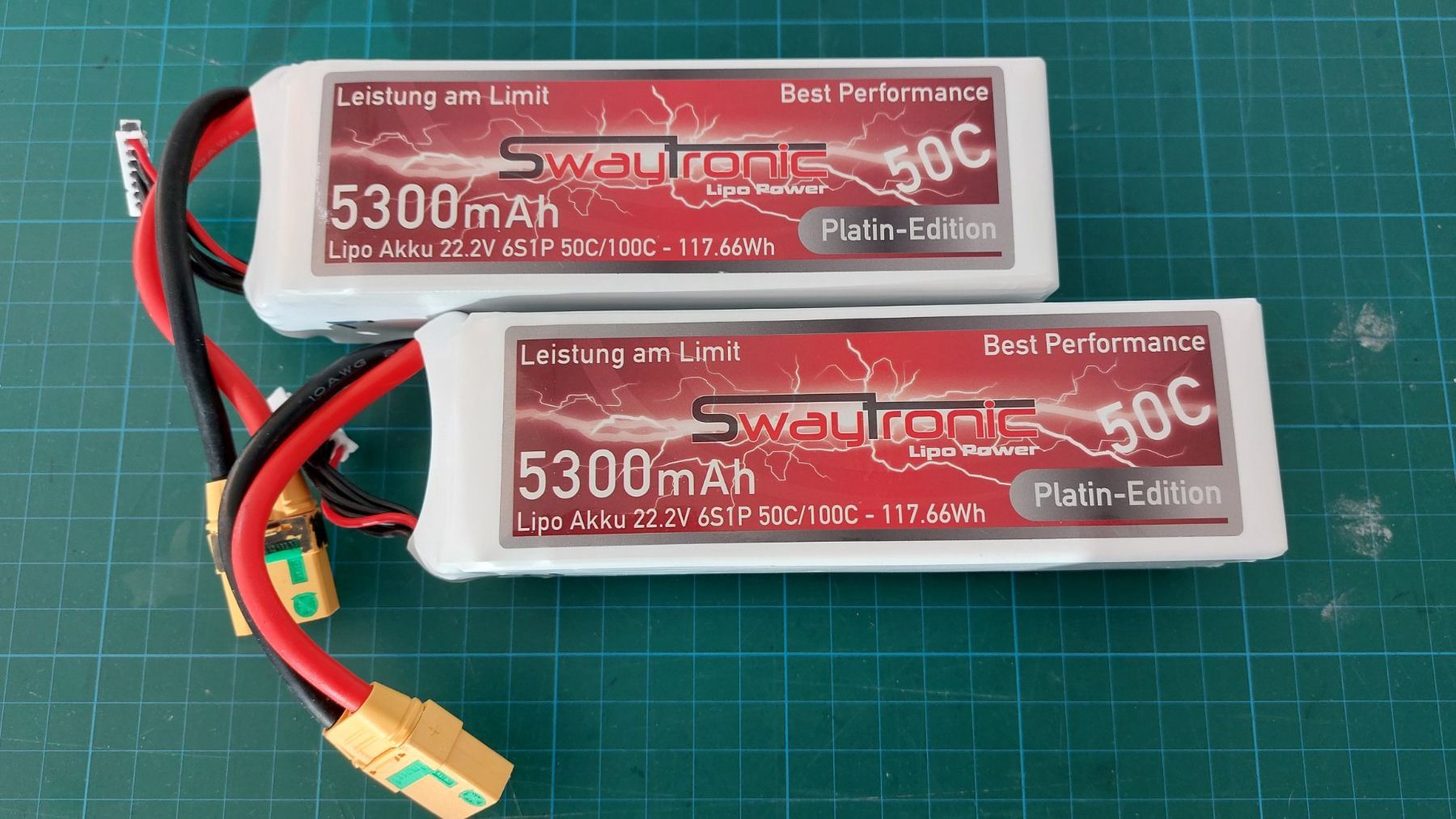 RC Kits de montage: 2 LiPo 5300mAh 50C – D'occasion à Hünenberg par schulbe