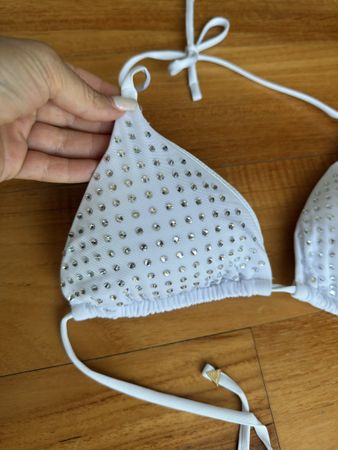 Top bikini Guess bianco con strass taglia XS nuovo