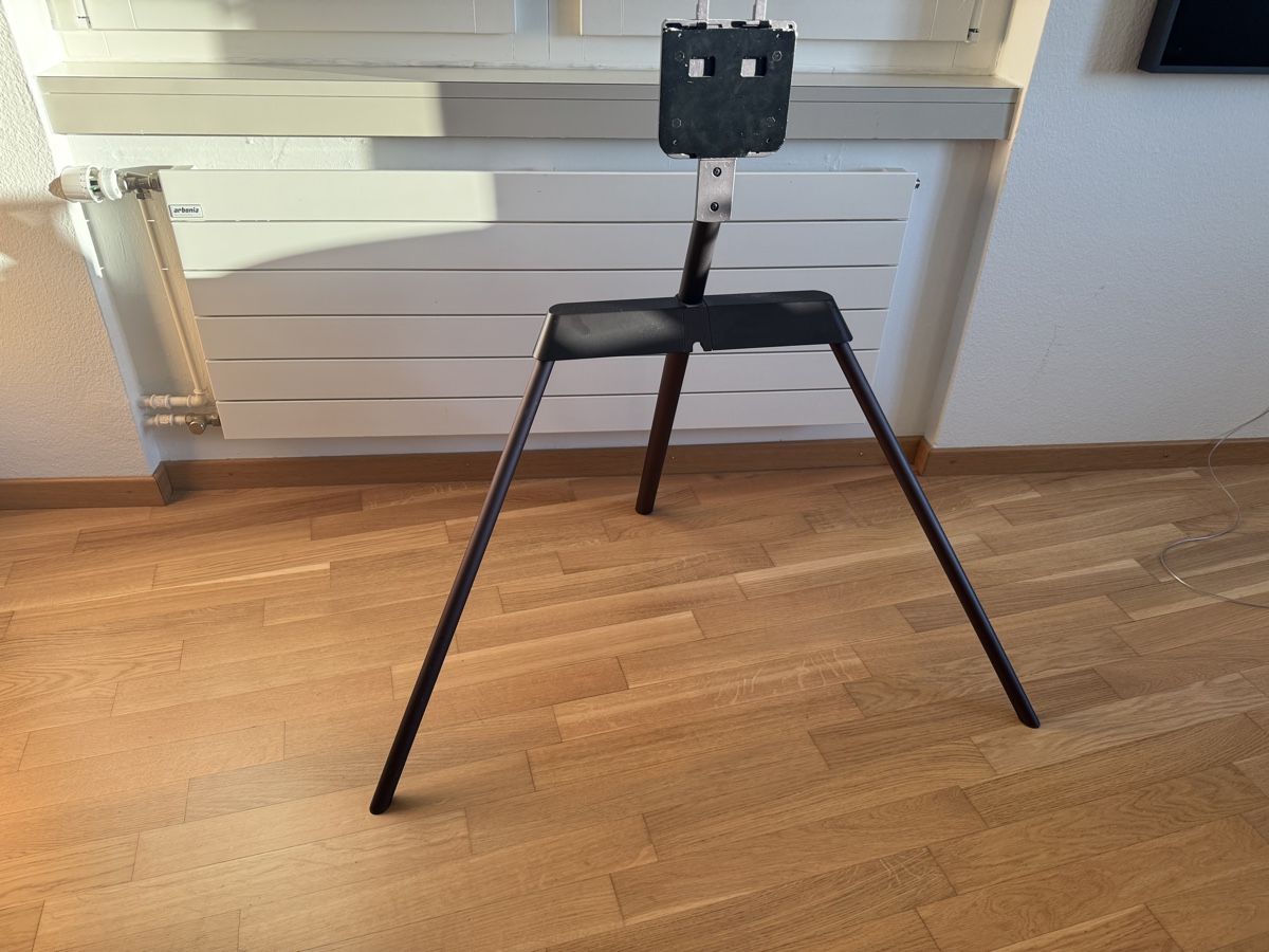 Samsung Fixations: Samsung Frame TV-Ständer – D'occasion à Zürich par ale_6dmr