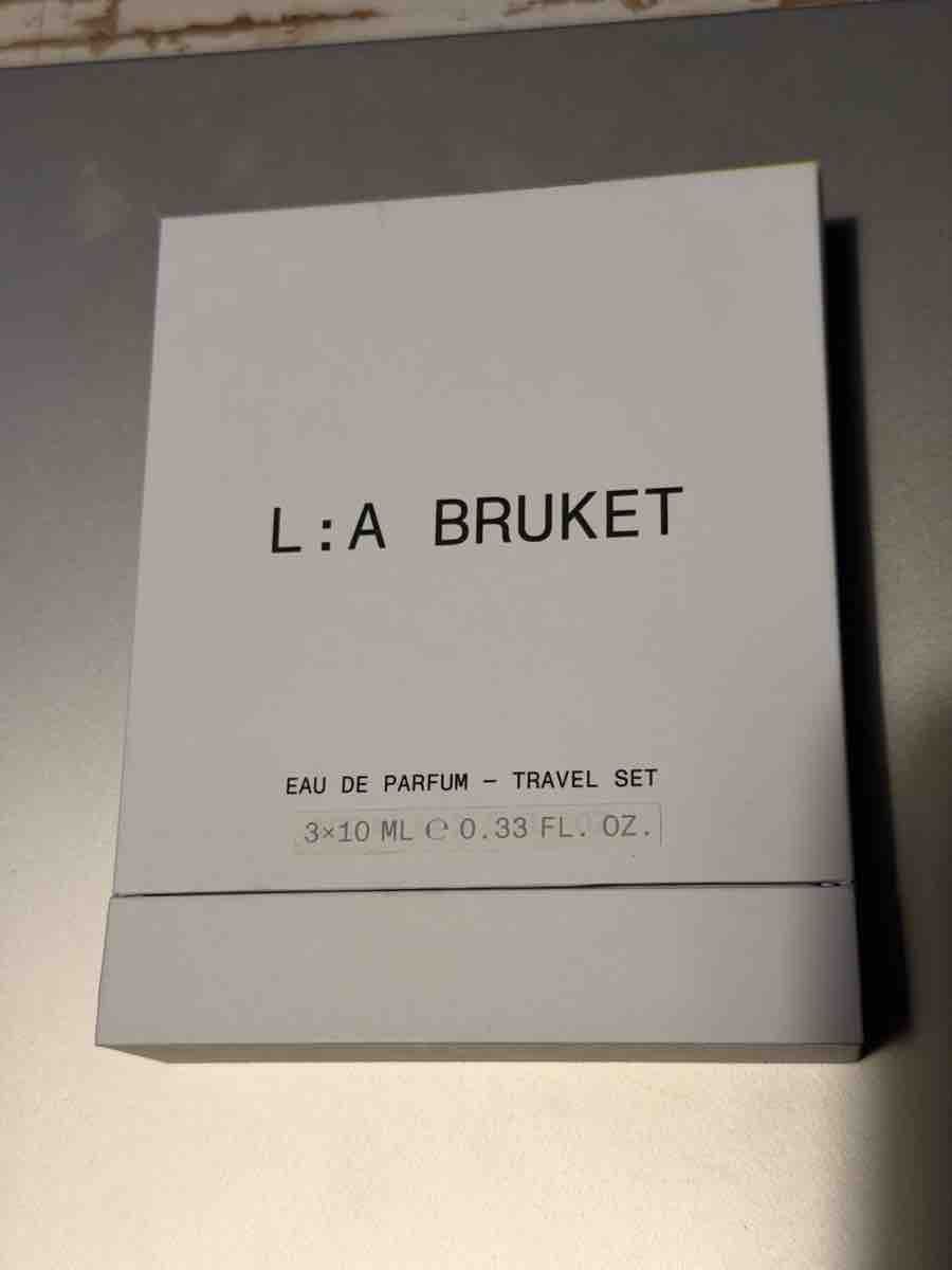Profumi & Eau de Toilette: L:A Bruket 3 x 10 ml – Nuovo e nell'imballaggio originale da fey venduto da Caductilometre