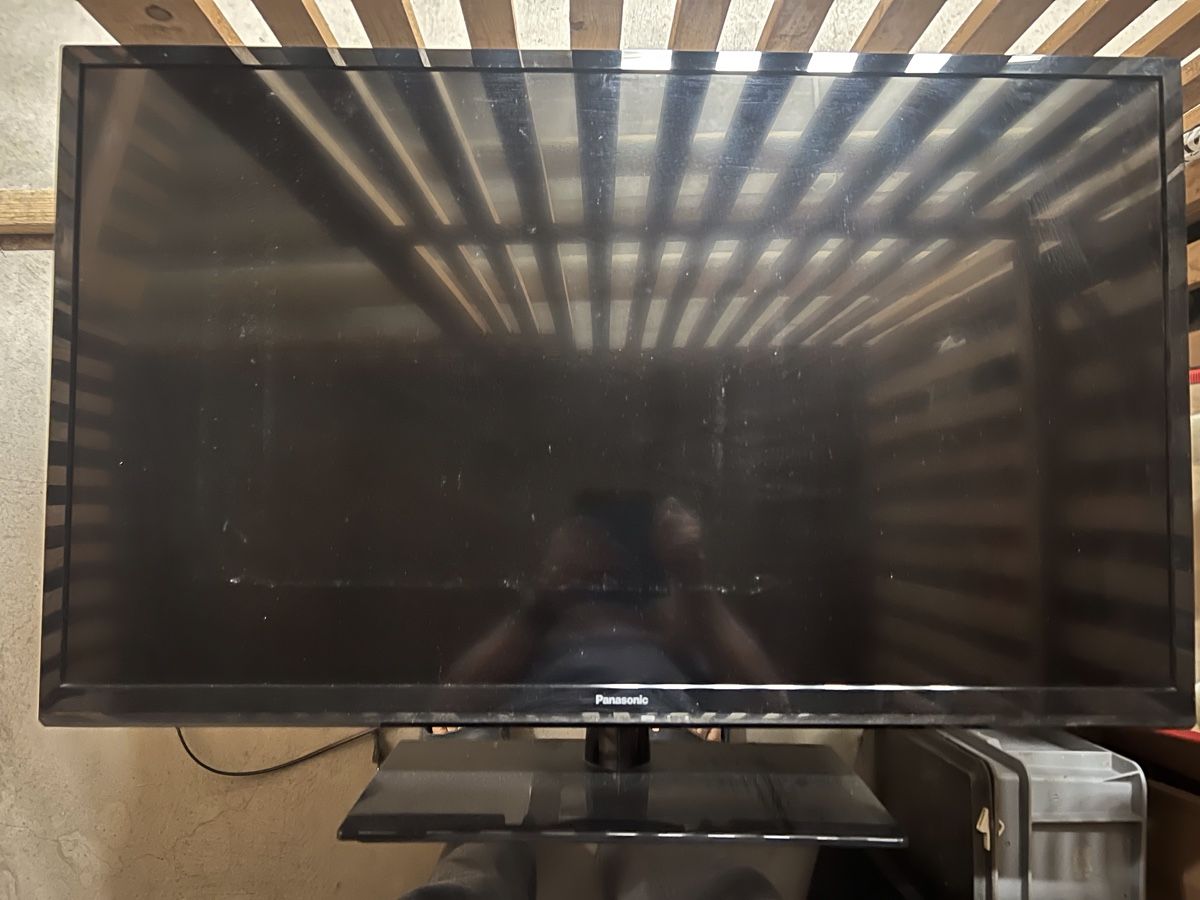 Panasonic Fernseher: Panasonic TV TX-L39B6E – Gebraucht aus Muttenz von Mistral60