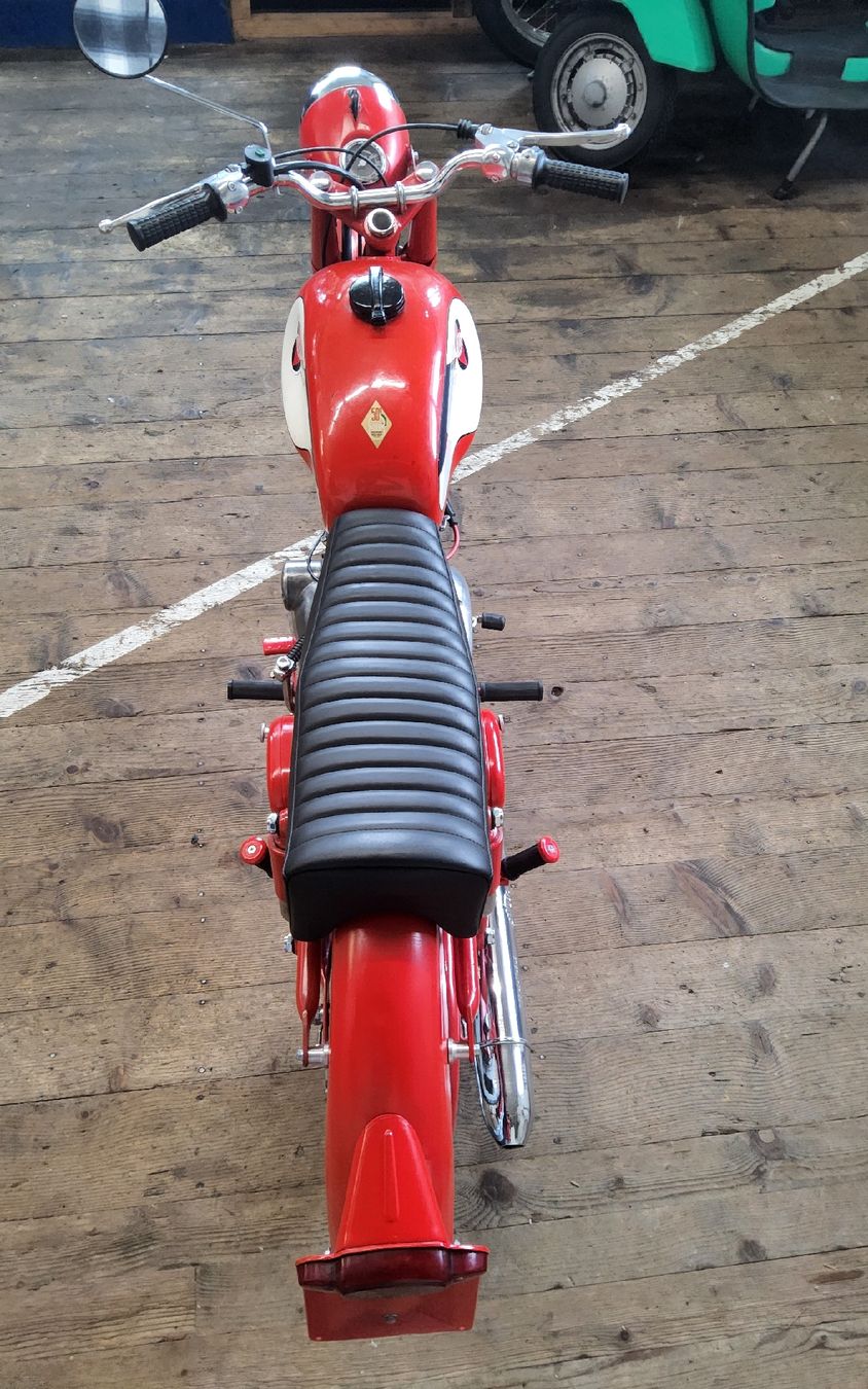 Gilera Strada: Motorrad  Gilera giubileo 98 ccm – Usato da Herisau venduto da vw1972 4