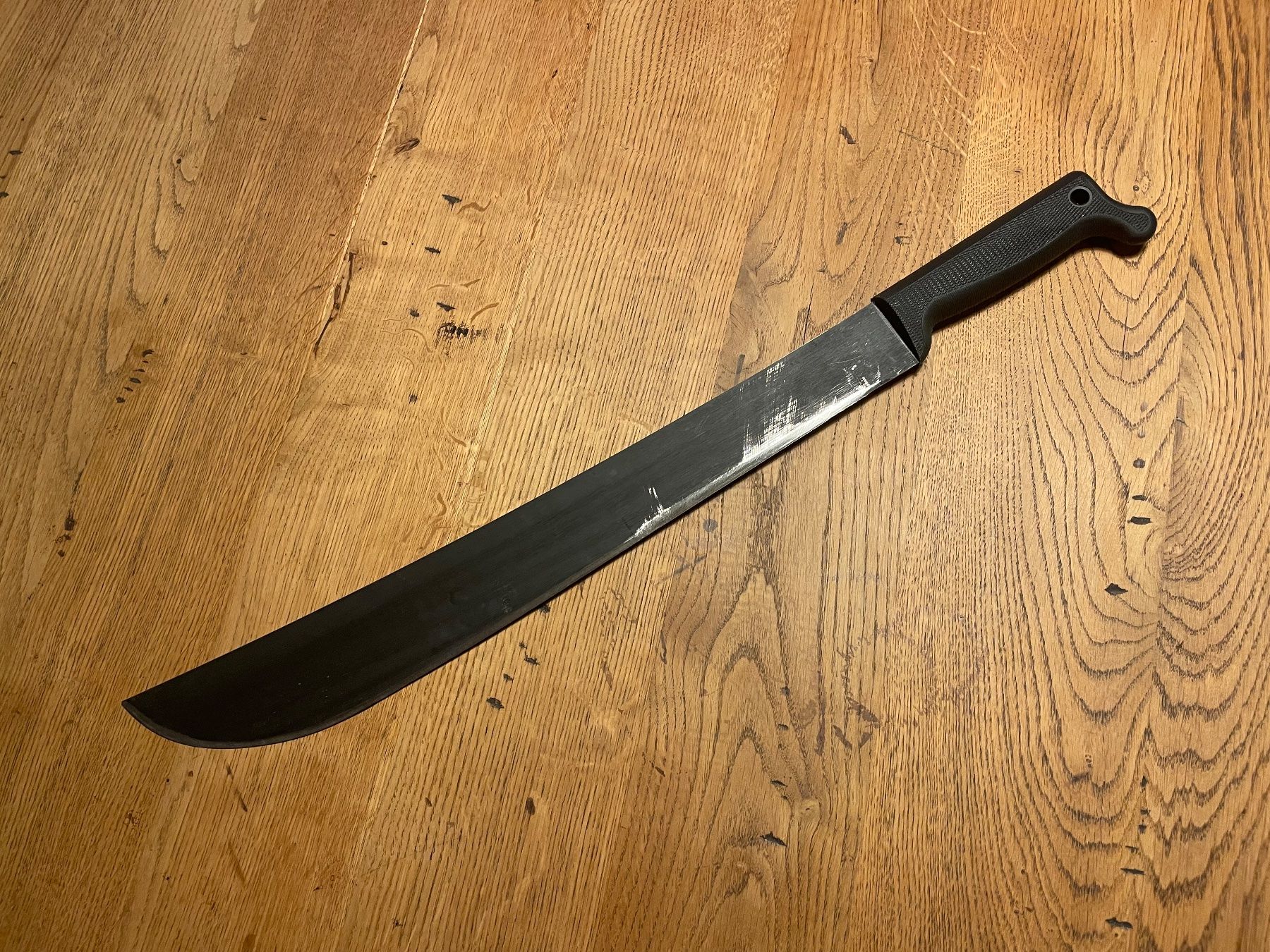 Armée suisse Armes blanches: Machette de survie – D'occasion à Oberbütschel par Woodie2005 2
