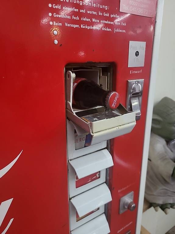 Coca-Cola Frigoriferi: Cola Kühlschrank – Usato da Speicher venduto da Suche2022 2