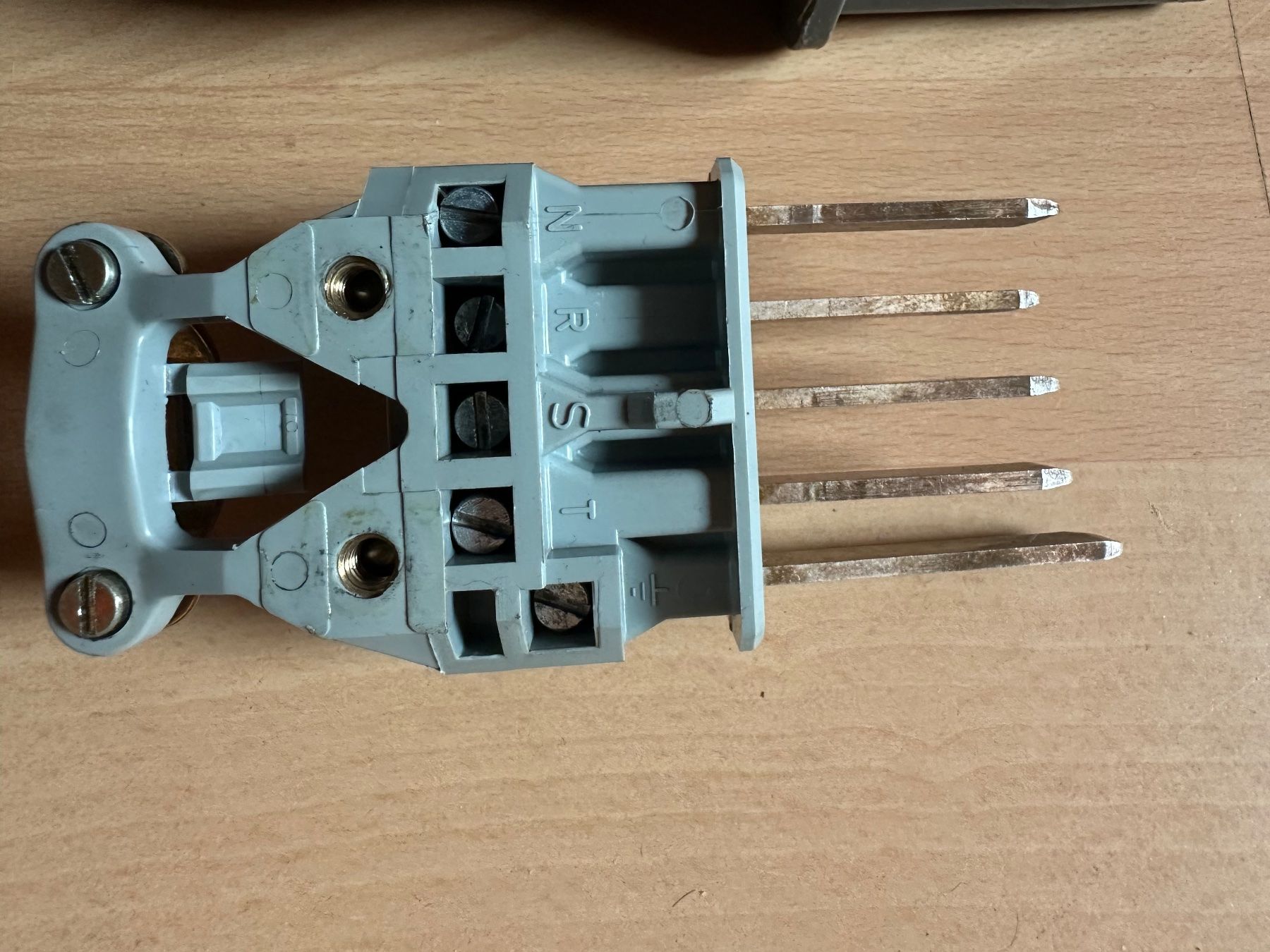 Fiches d'alim.: Stecker J25 5 pol CMC – D'occasion à Huttwil par Bolpa 4