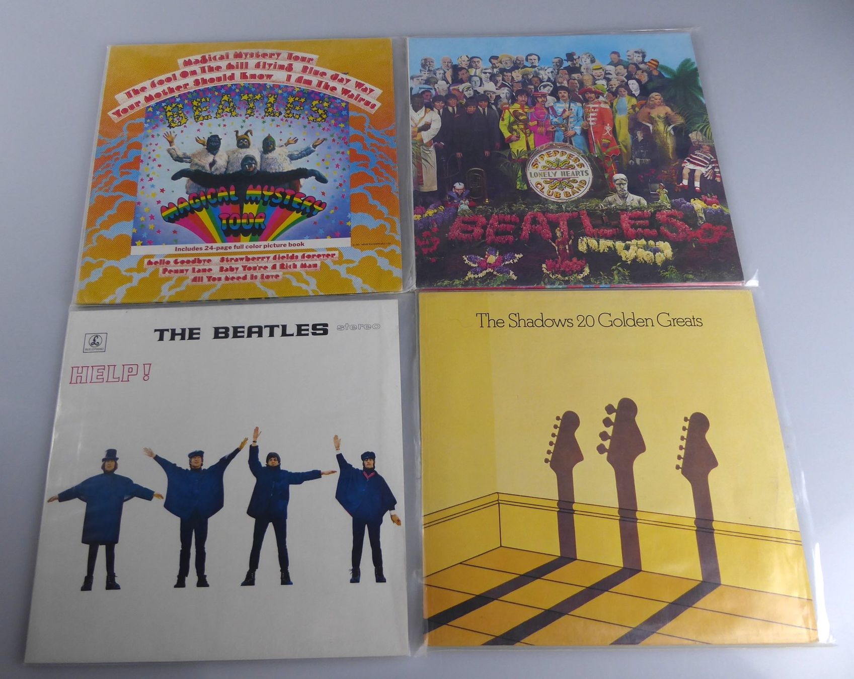 Dischi in vinile: Schallplatten Lot Beatles und Shadows – Usato da Rüti ZH venduto da Restwert_Rueti_ZH