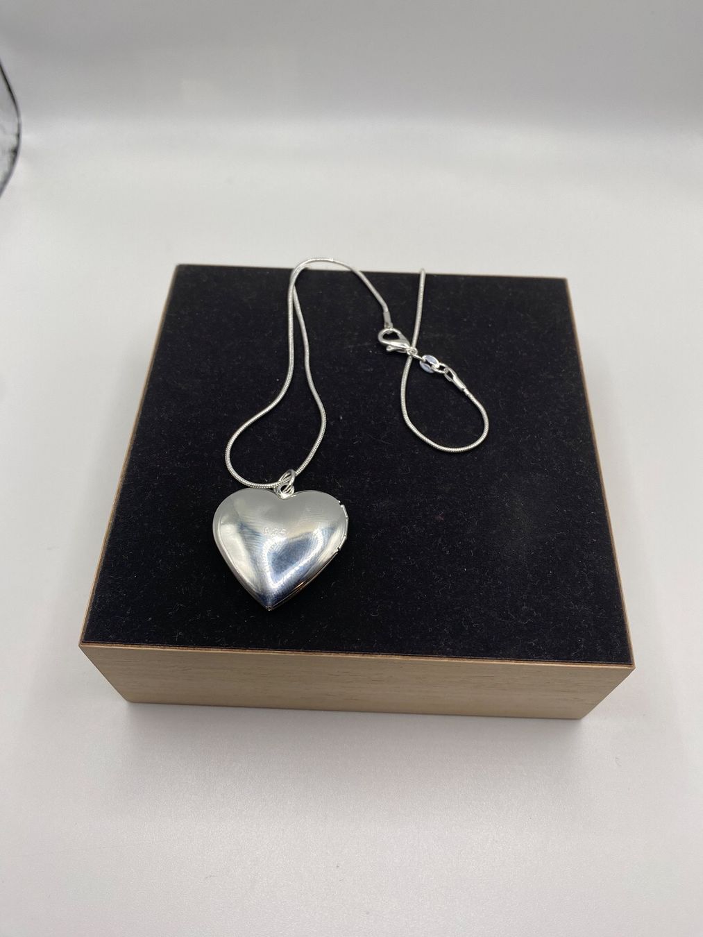 Catenine: Collier avec pendentif coeur love 25cm – Nuovo (secondo la descrizione) da Chamoson venduto da Pince26 5