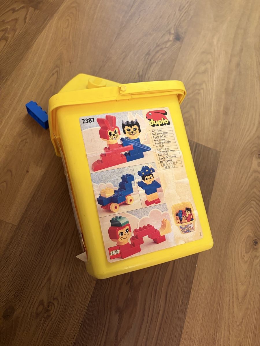 Lego Kit di costruzioni: LEGO Duplo Eimer Set 2387 mit Bausteinen gebraucht – Usato da Thalwil venduto da Counterdude 5